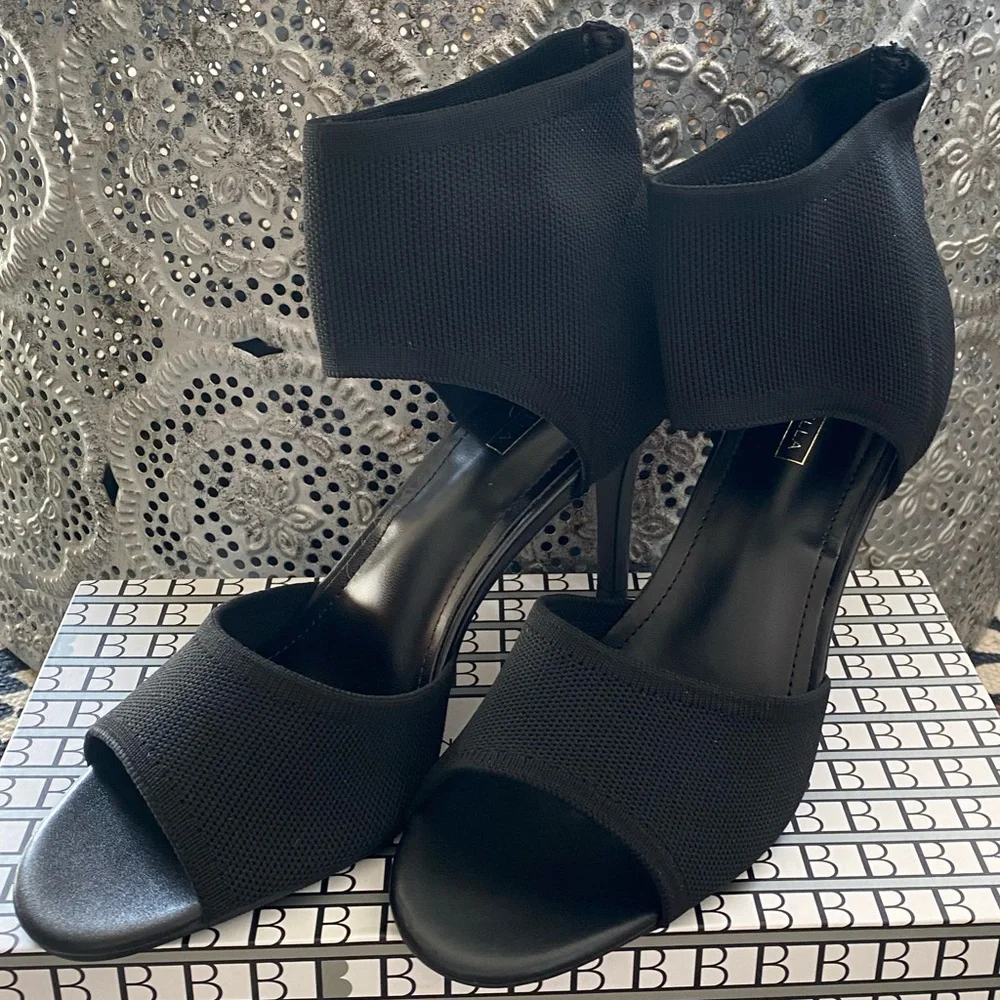 Elegant Black Women's Heels - Picture 12 of 14